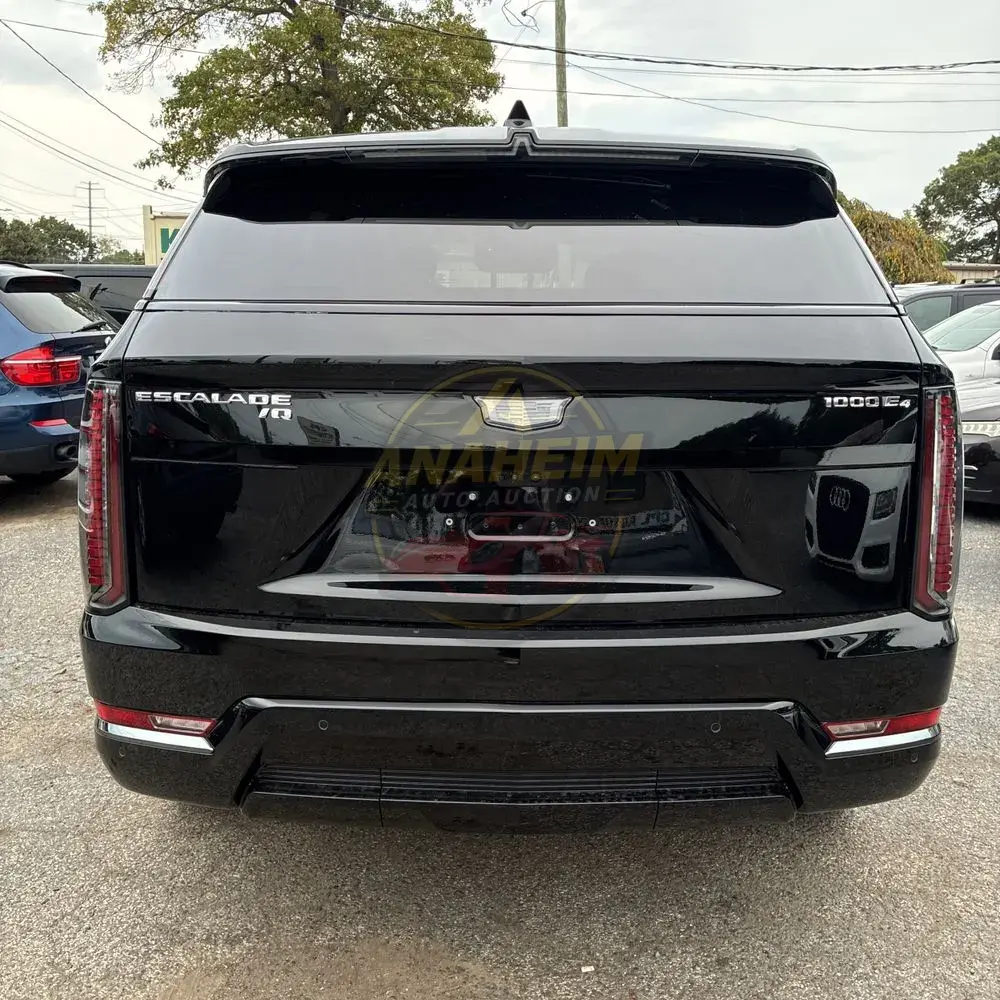 2025 Cadillac Escalade IQ Sport 2