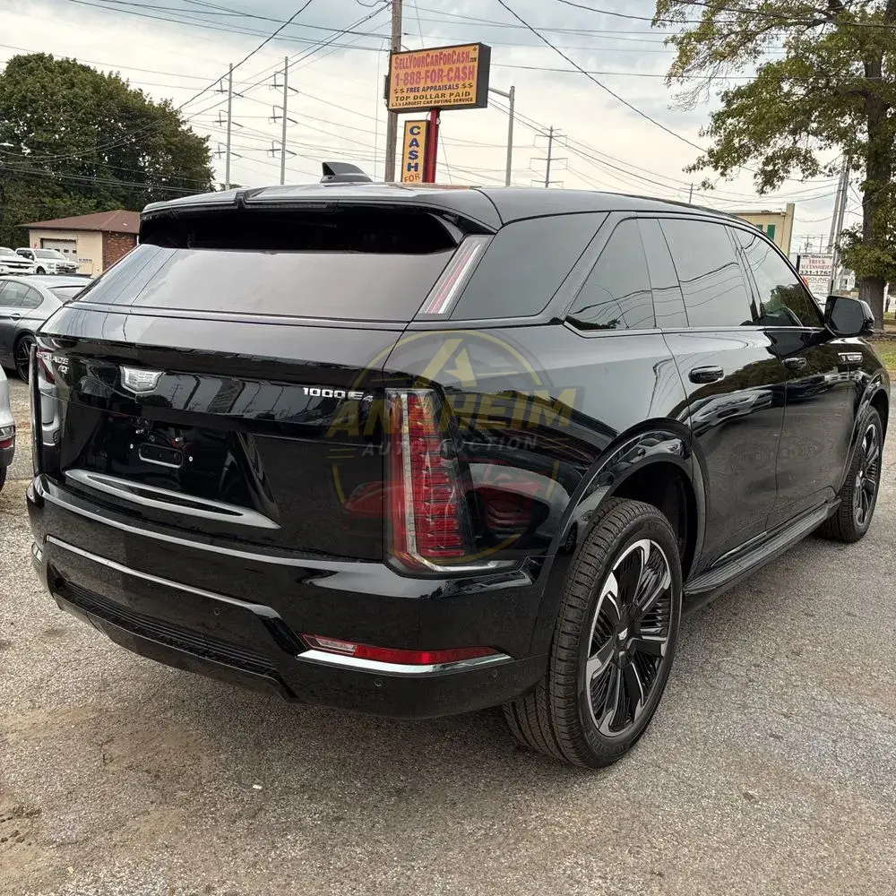 2025 Cadillac Escalade IQ Sport 2