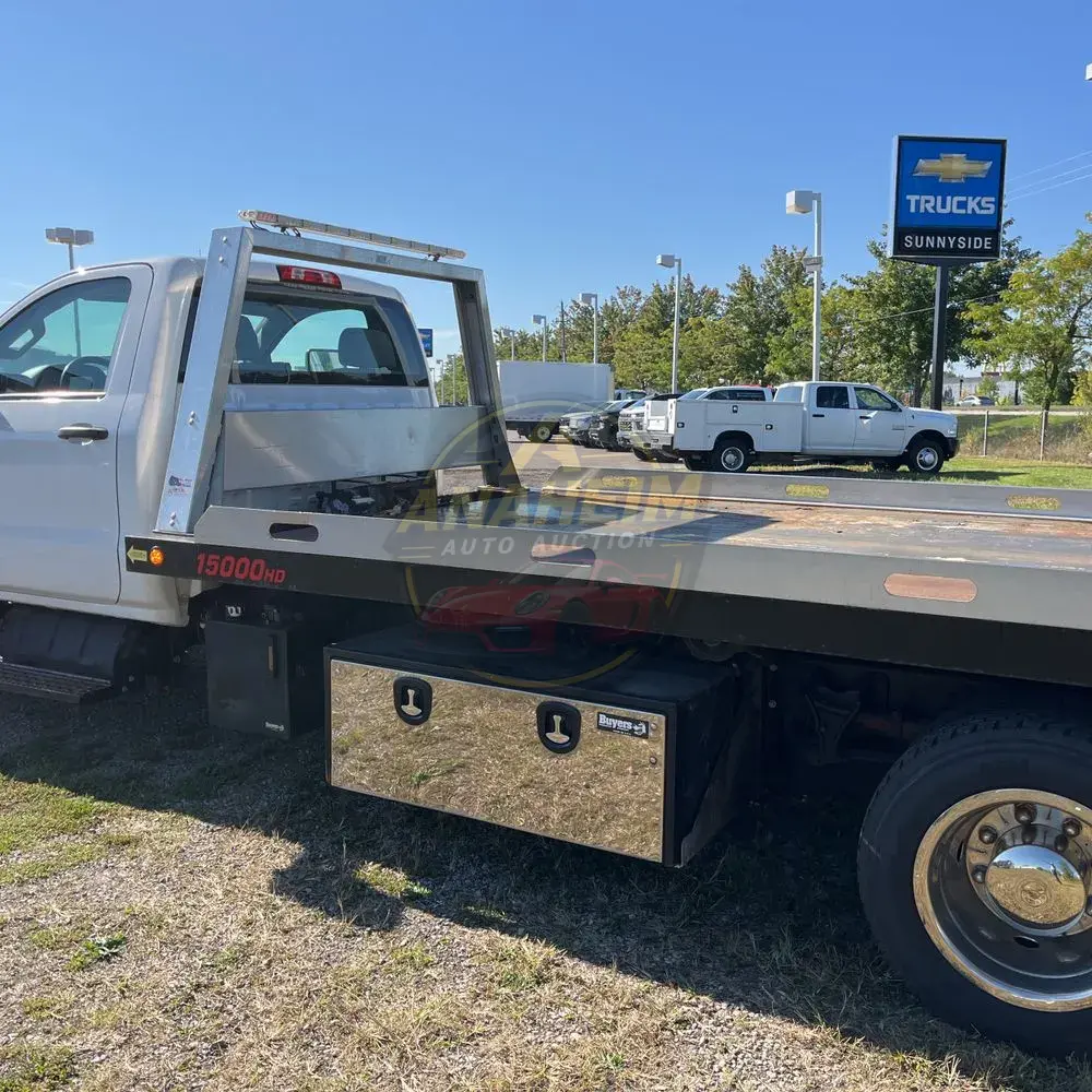2022 Chevrolet Silverado 4500 W/T