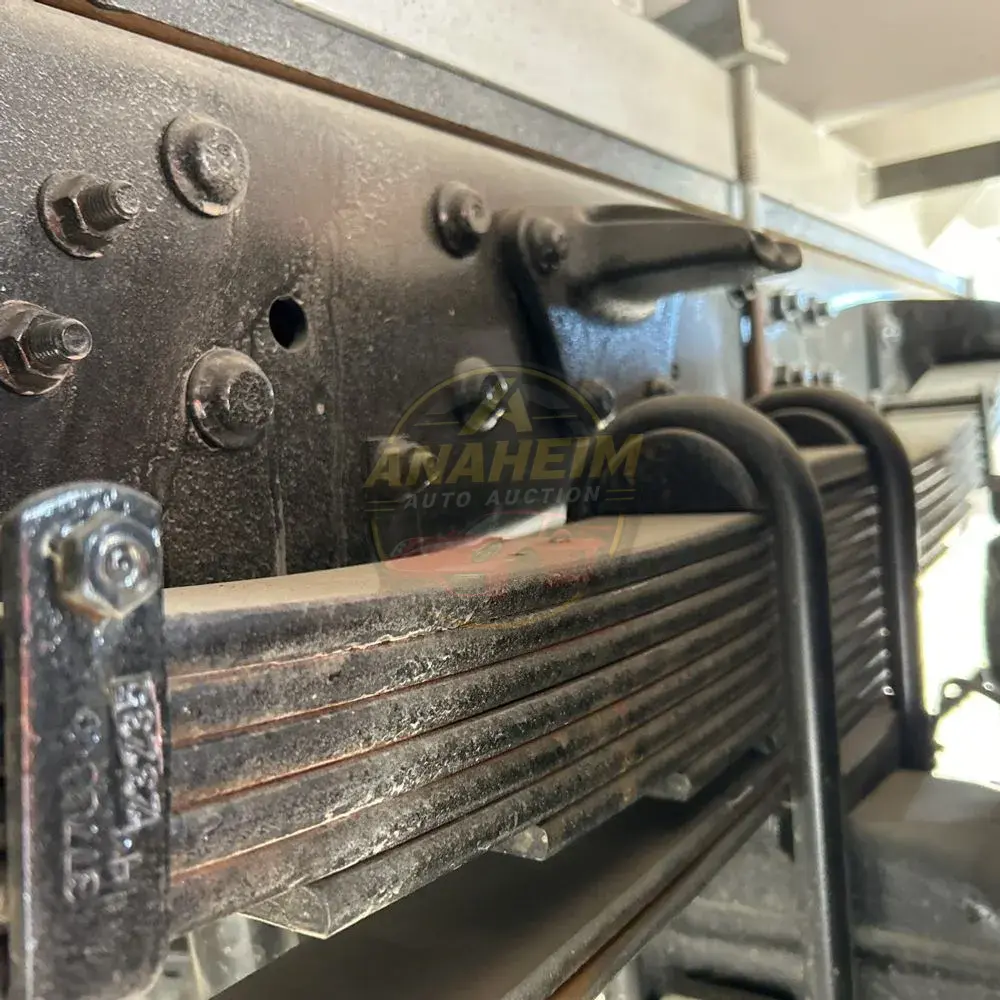 2023 Chevrolet Silverado 5500 W/T