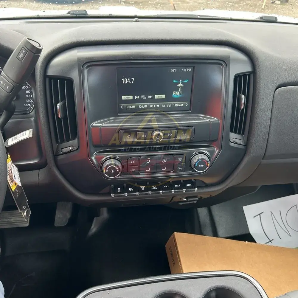2023 Chevrolet Silverado 5500 W/T