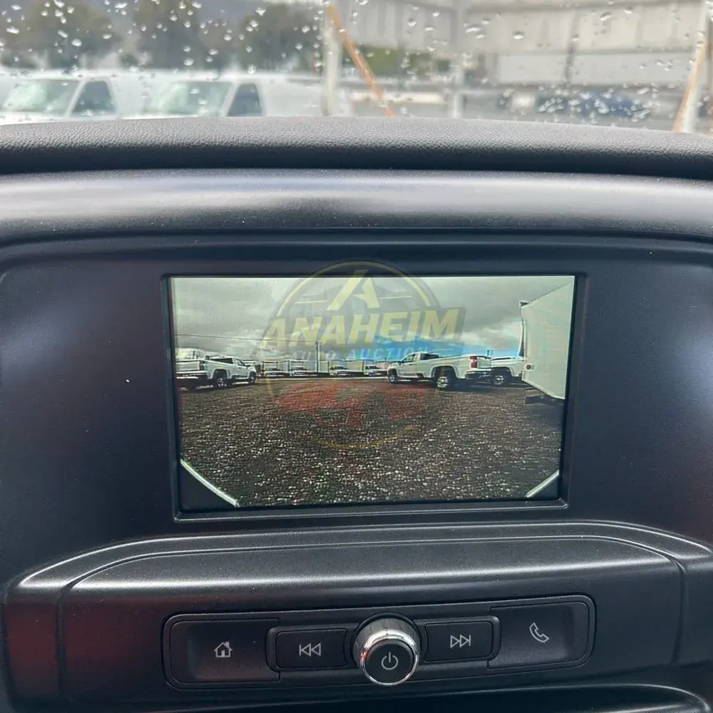 2023 Chevrolet Silverado 5500 W/T