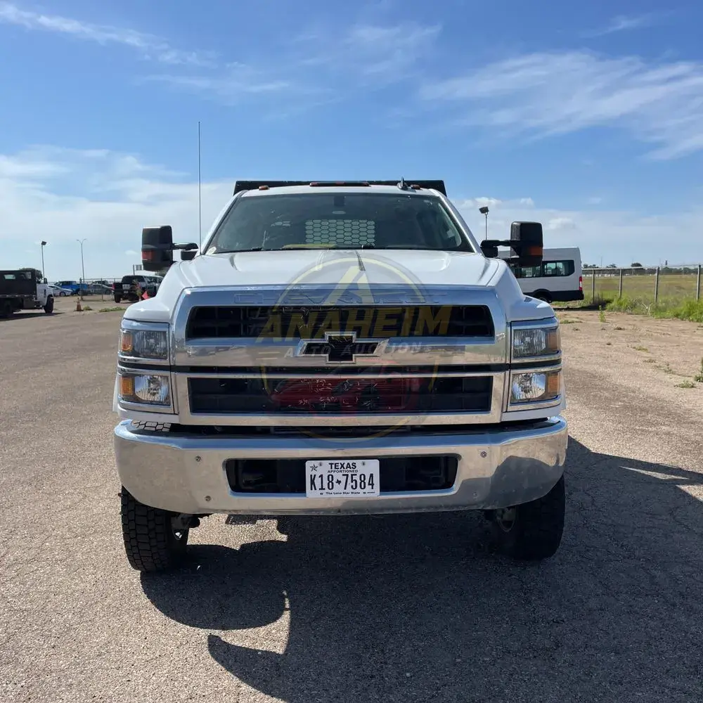 2023 Chevrolet Silverado 5500 W/T