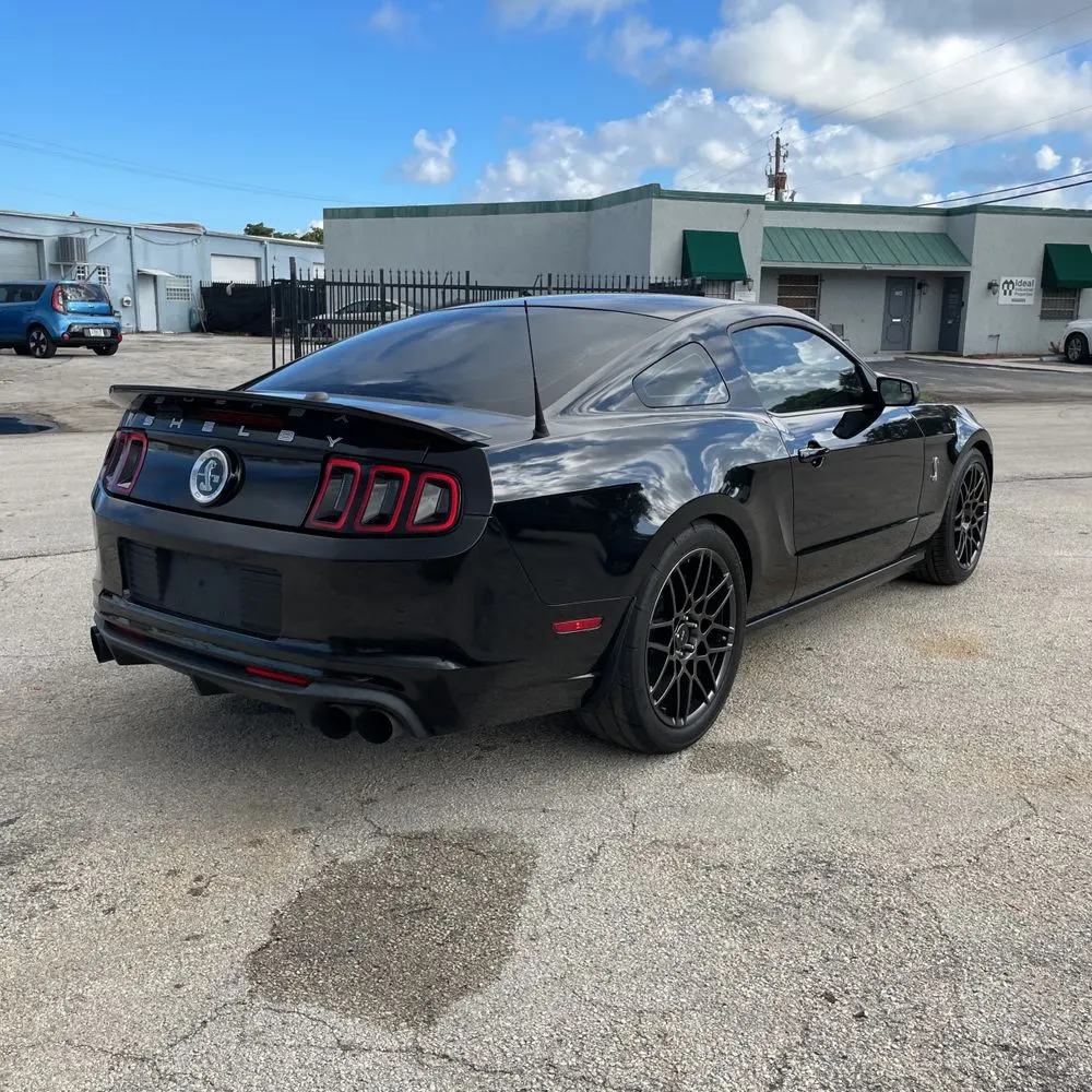 2013 Ford Shelby GT500 Base