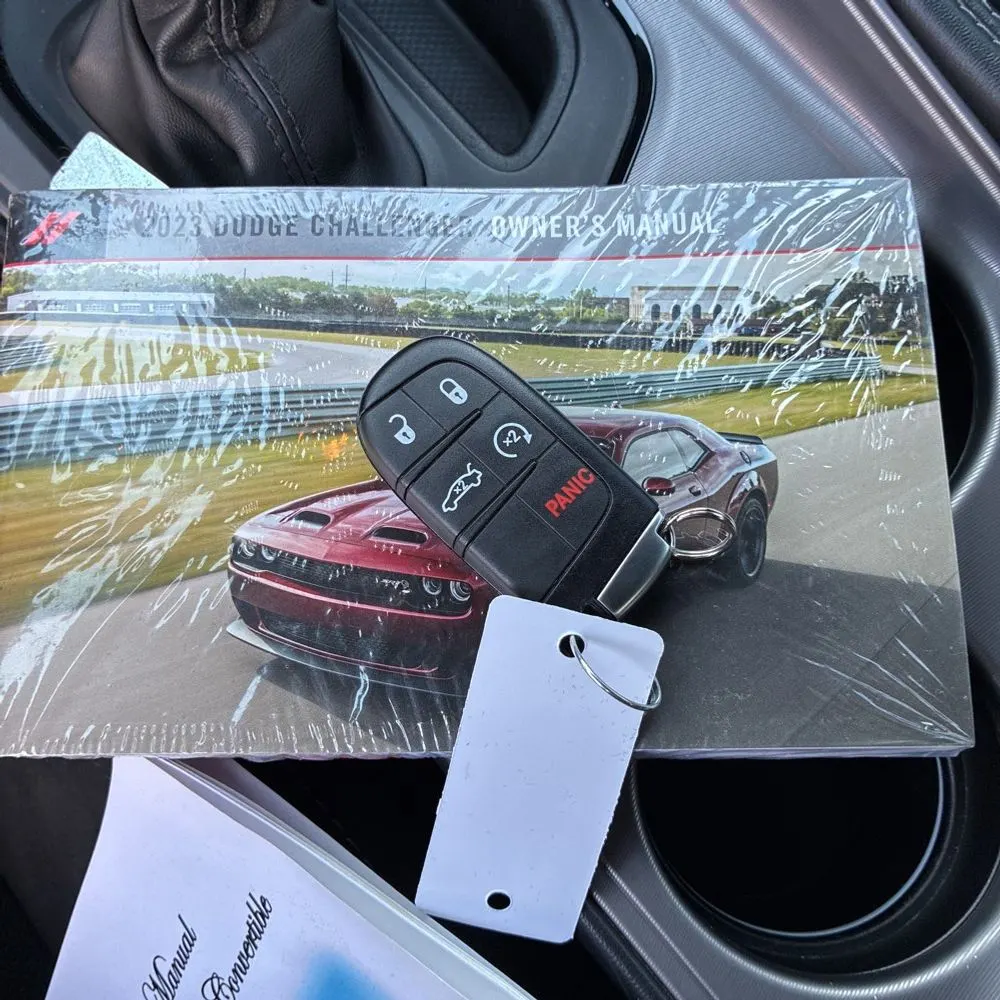2023 Dodge Challenger R/T SCAT PACK