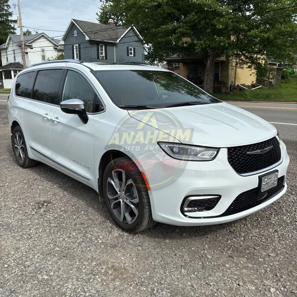 2026 Chrysler Pacifica Pinnacle AWD