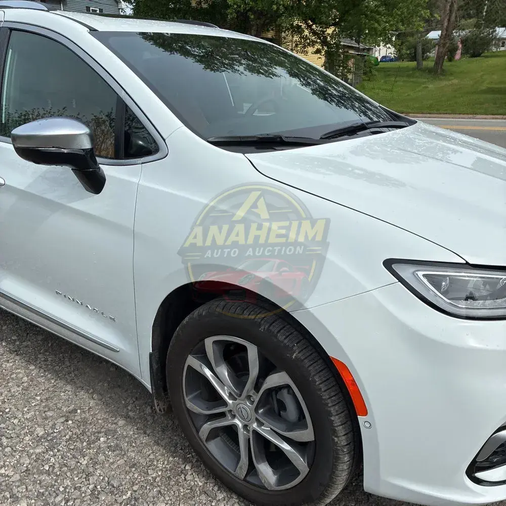 2026 Chrysler Pacifica Pinnacle AWD