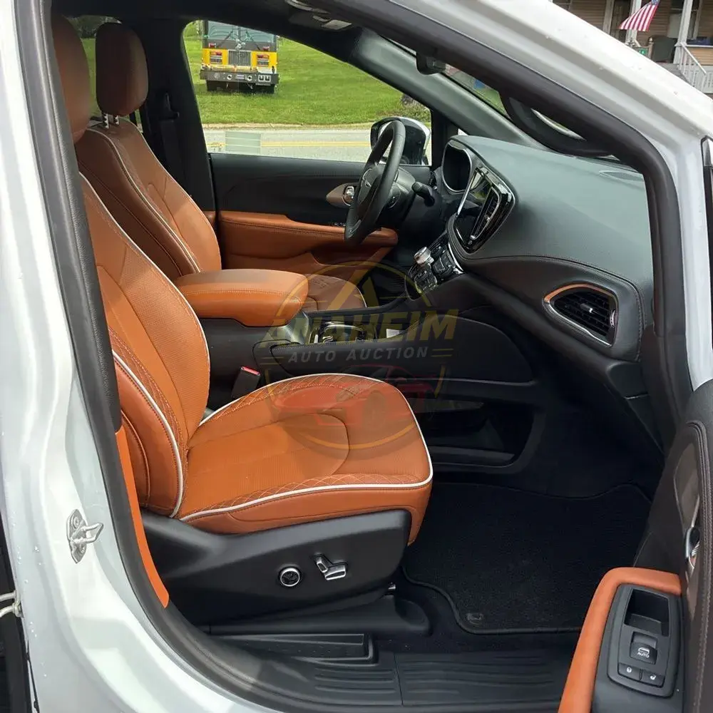 2026 Chrysler Pacifica Pinnacle AWD