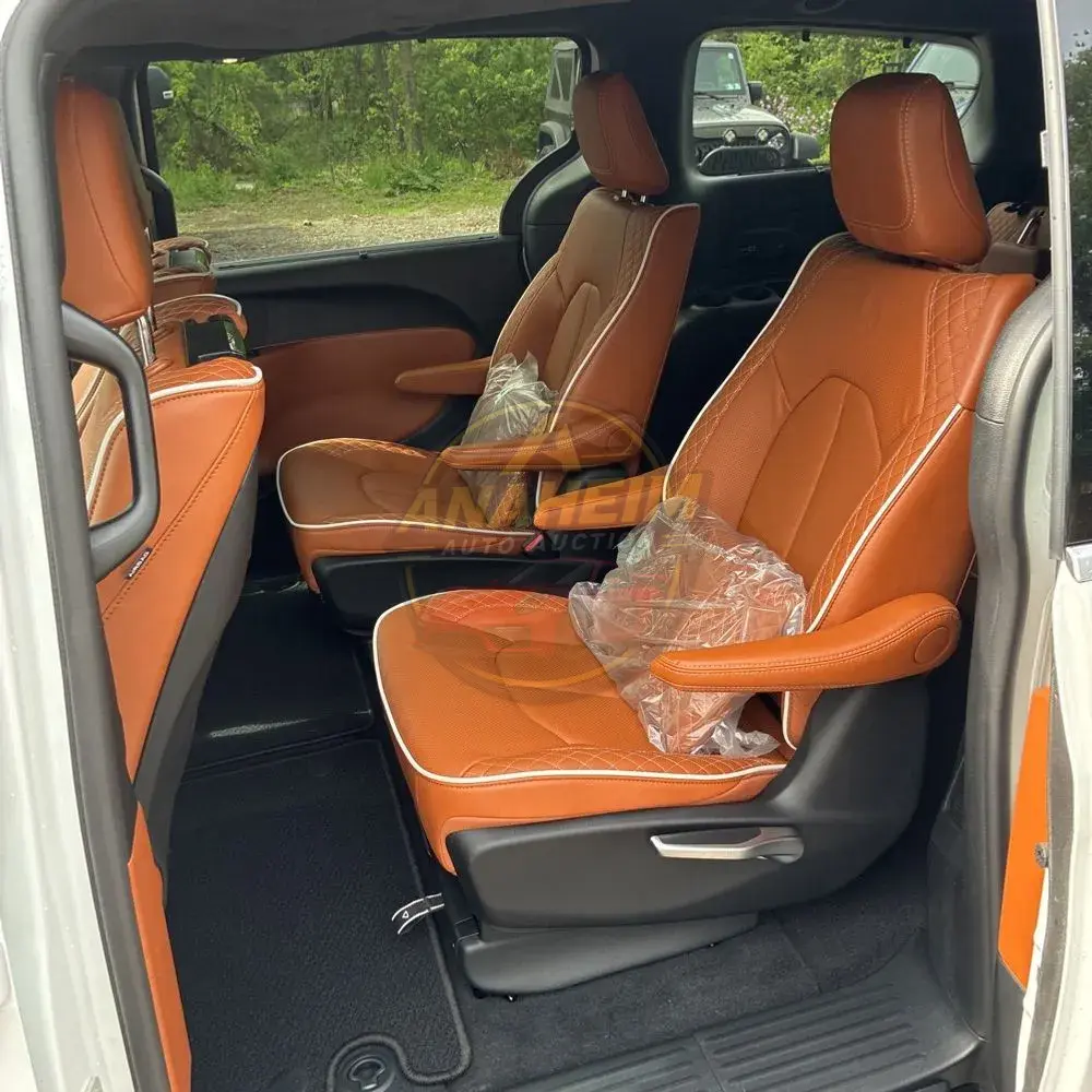 2026 Chrysler Pacifica Pinnacle AWD