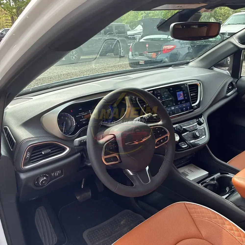 2026 Chrysler Pacifica Pinnacle AWD
