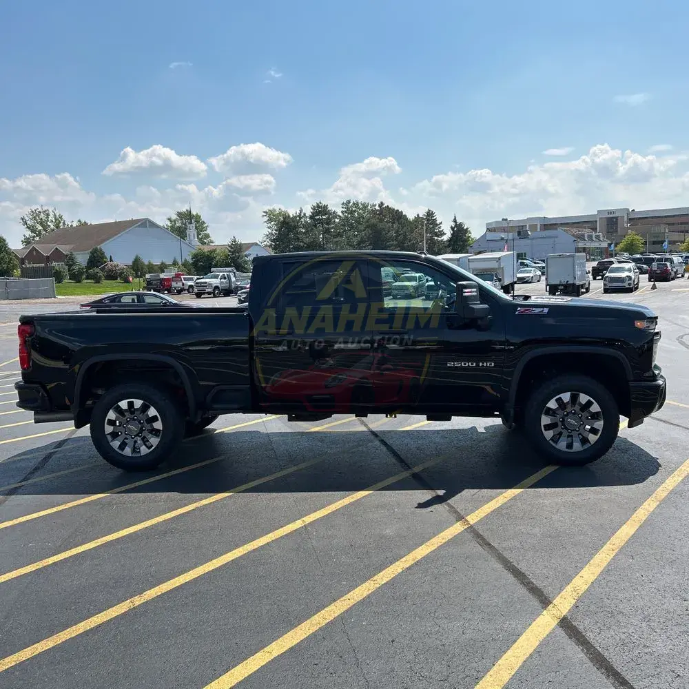 2024 Chevrolet Silverado 2500 Custom