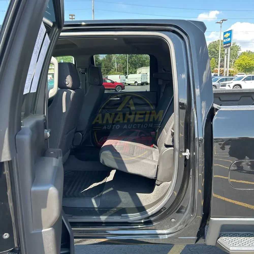 2024 Chevrolet Silverado 2500 Custom