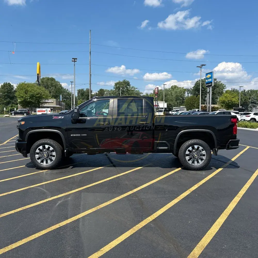 2024 Chevrolet Silverado 2500 Custom
