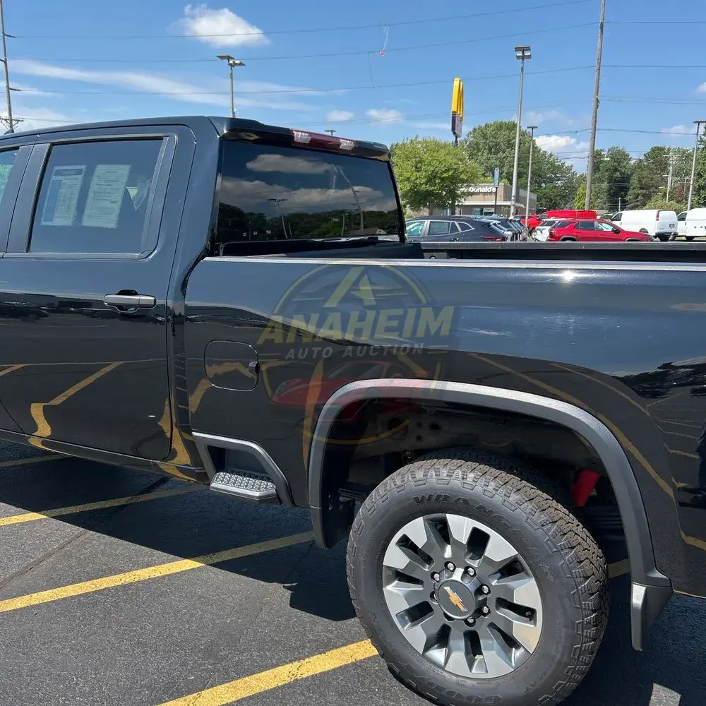 2024 Chevrolet Silverado 2500 Custom