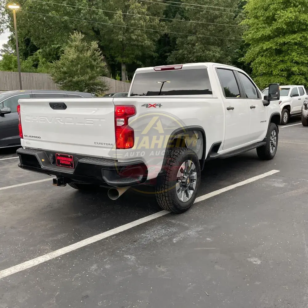 2023 Chevrolet Silverado 2500HD Custom