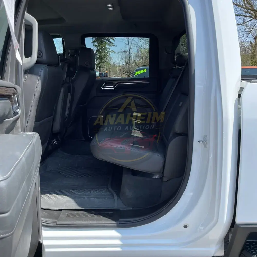 2024 Chevrolet Silverado 3500HD LT