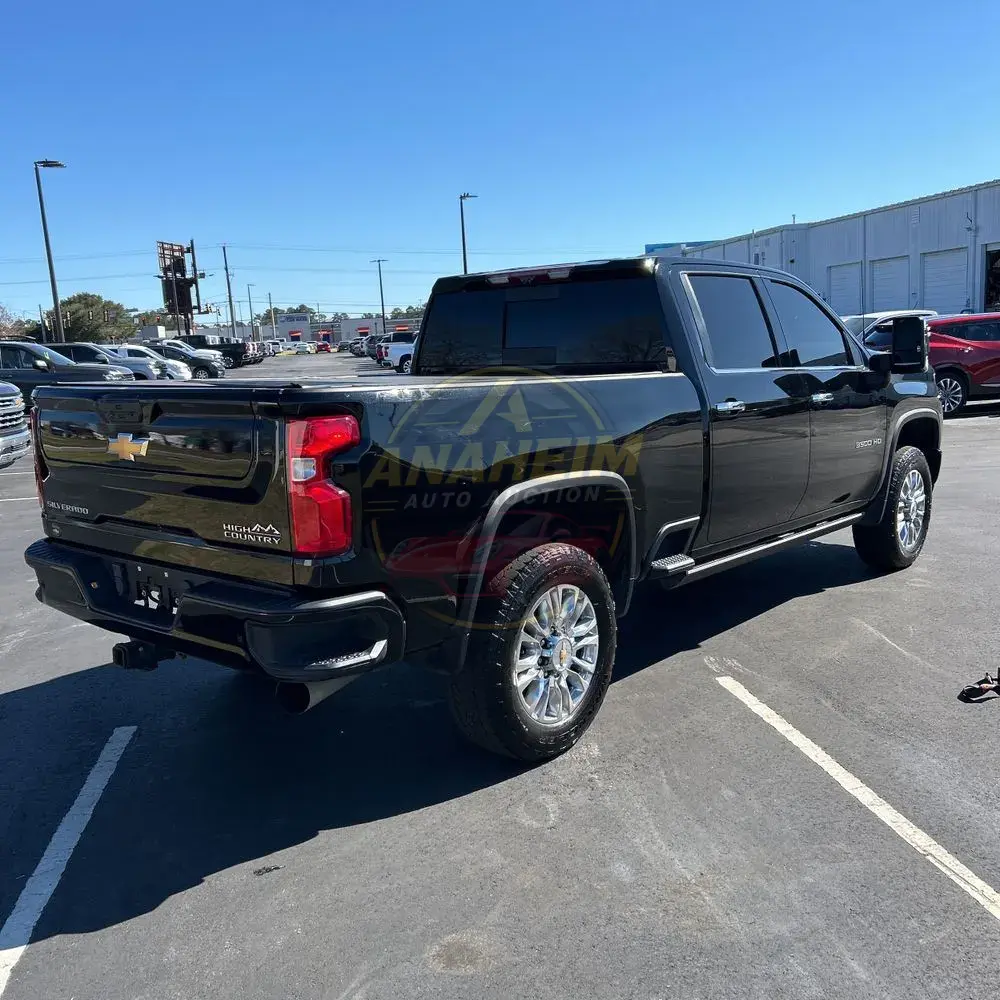 2022 Chevrolet Silverado 3500HD High Country