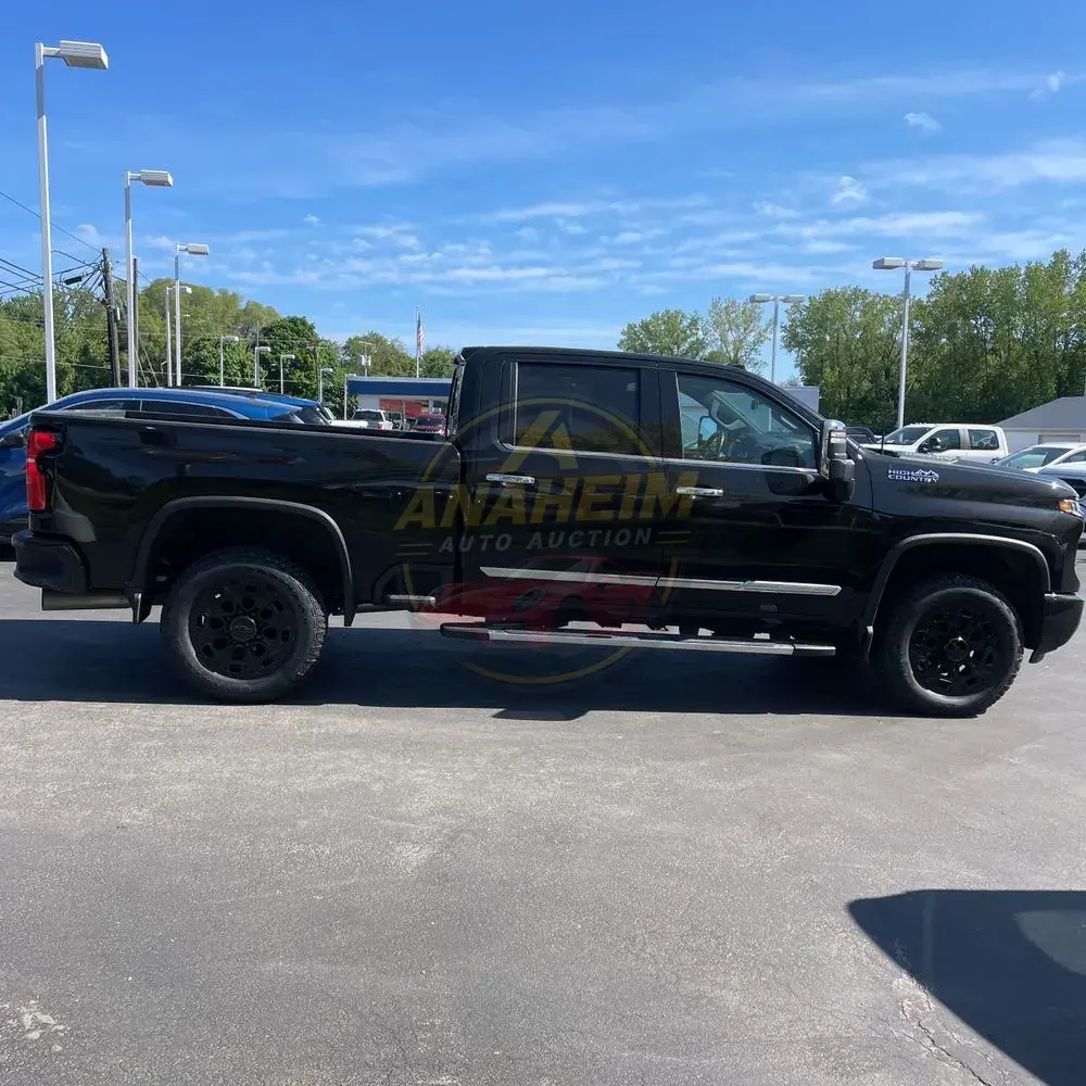 2024 Chevrolet Silverado 3500HD High Country
