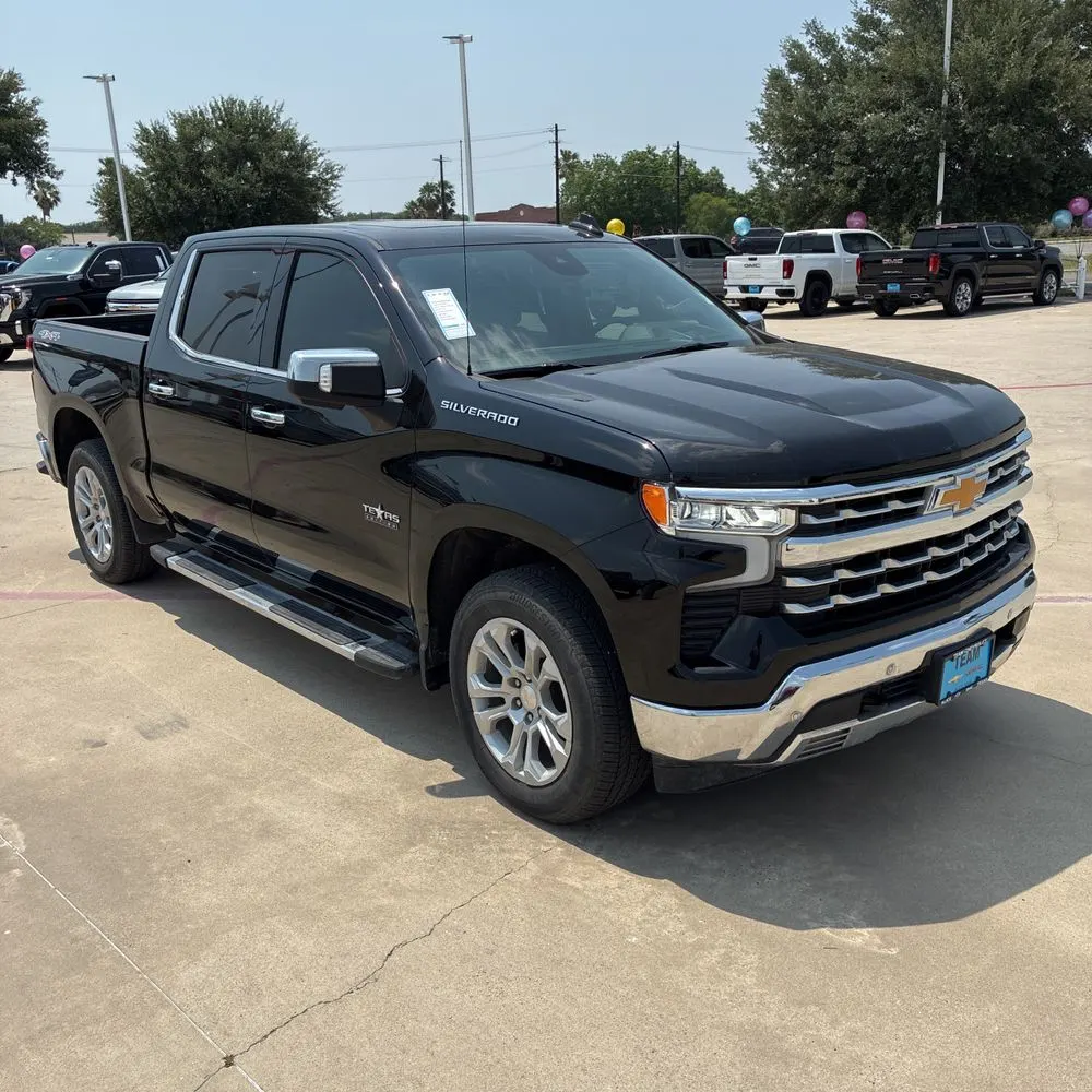 2024 Chevrolet Silverado 1500 LTZ