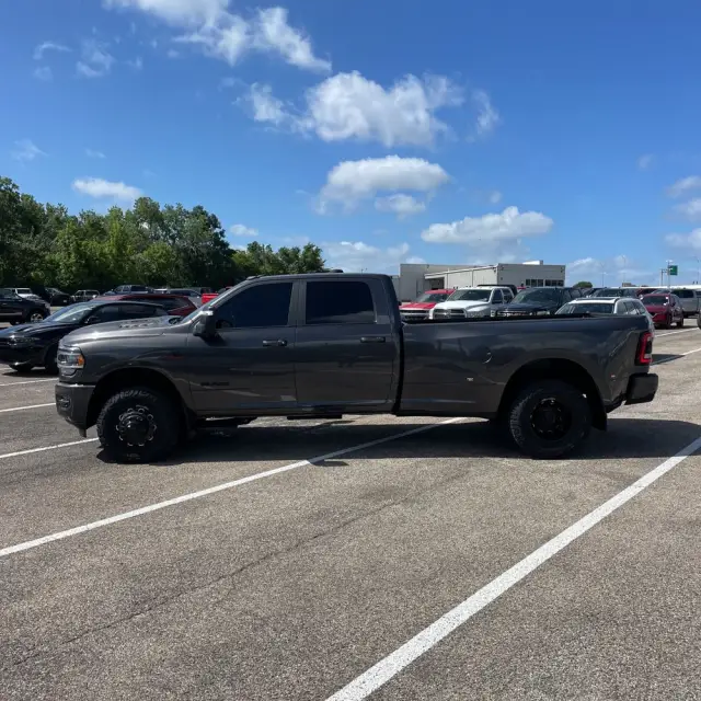 2024 Ram 3500 Laramie