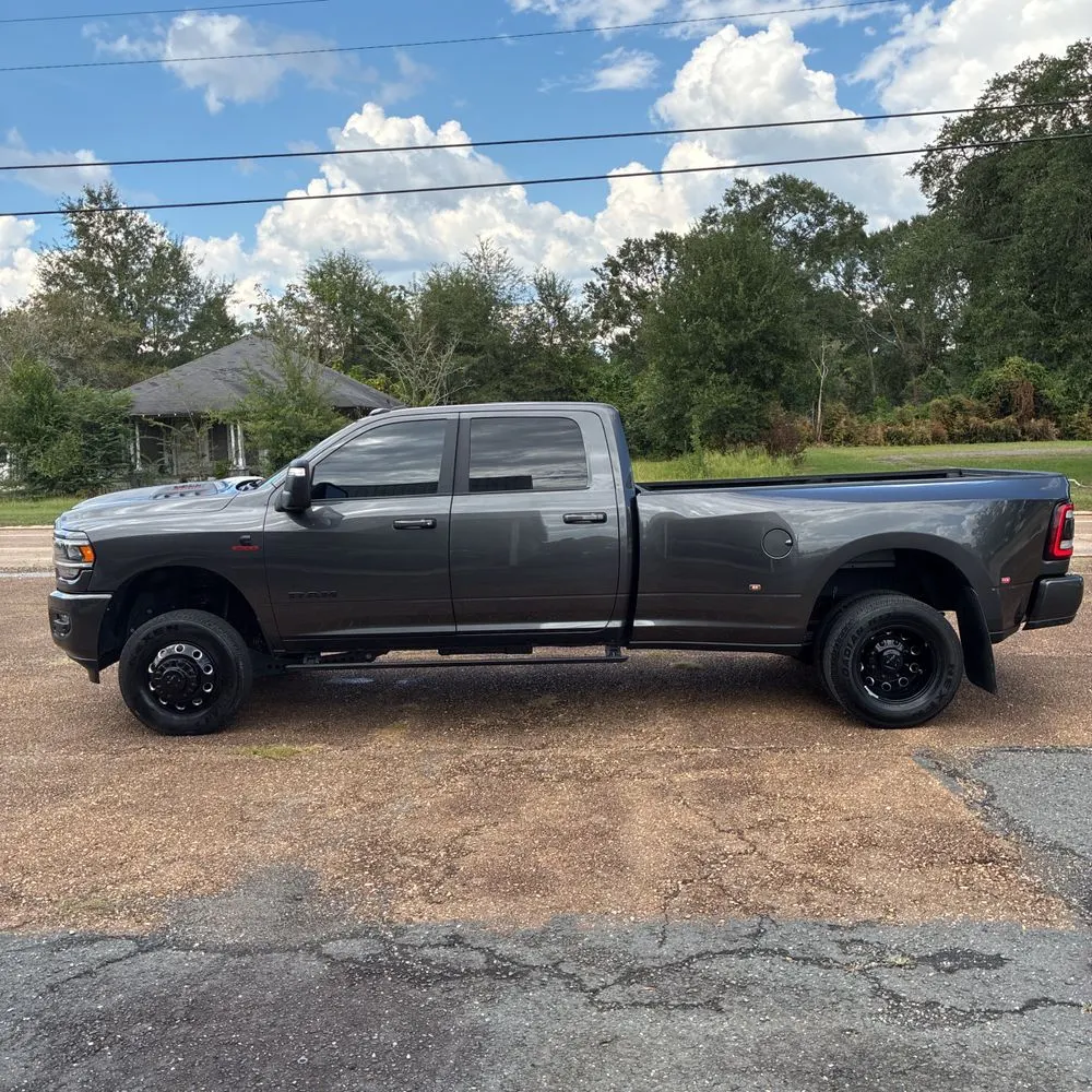 2024 Ram 3500 Laramie