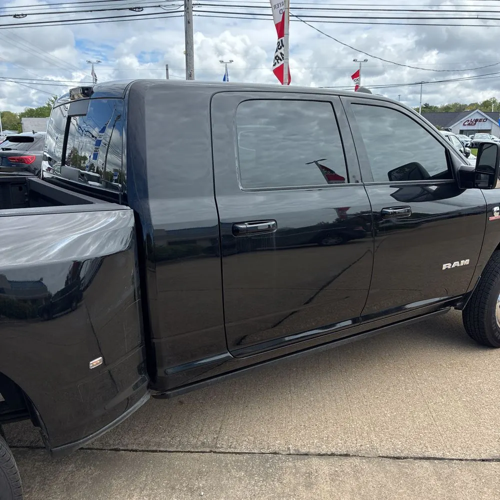 2026 Ram 3500 Laramie Mega Cab 4x4 6'4" Box