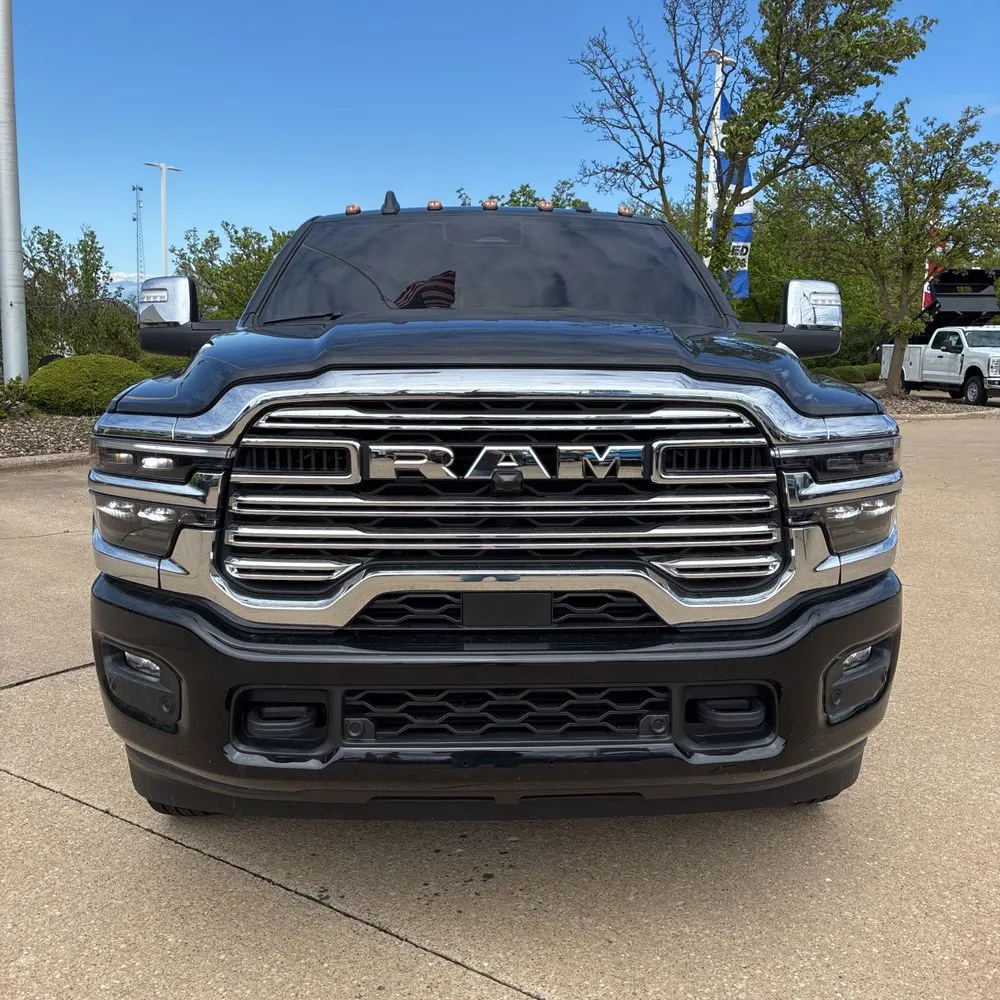 2026 Ram 3500 Laramie Mega Cab 4x4 6'4" Box