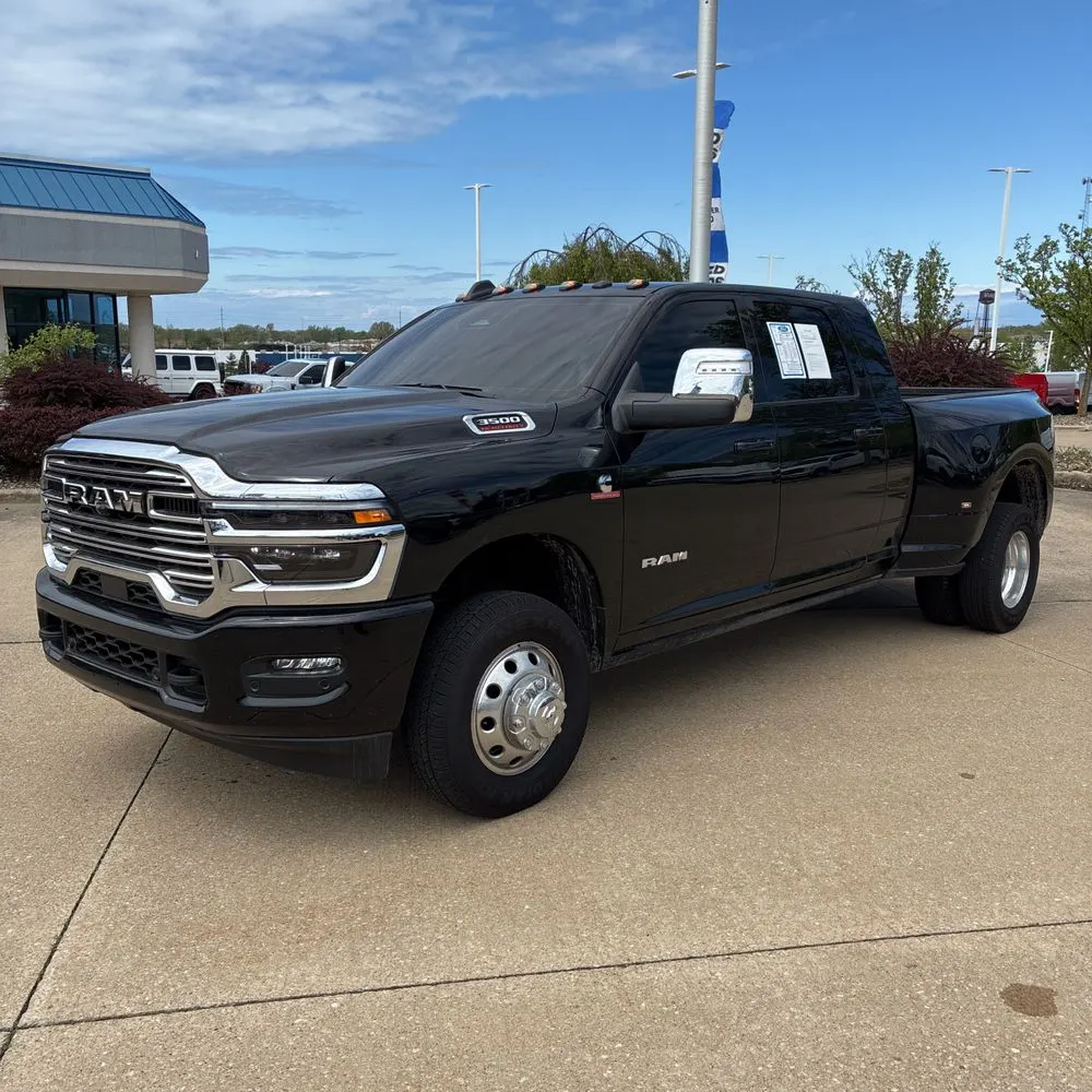 2026 Ram 3500 Laramie Mega Cab 4x4 6'4" Box