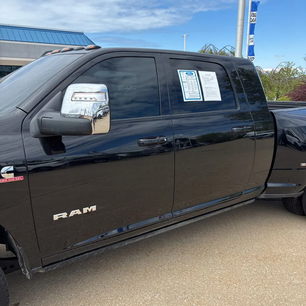 2026 Ram 3500 Laramie Mega Cab 4x4 6'4" Box
