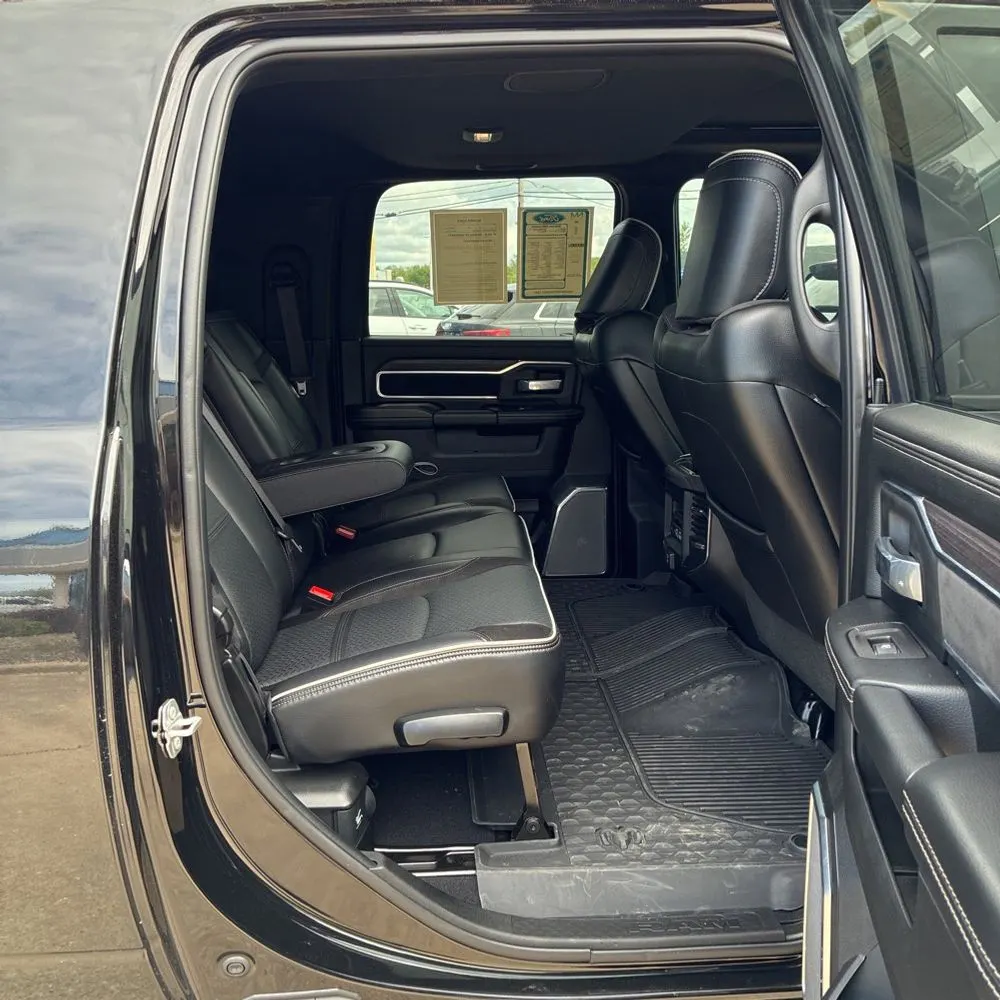 2026 Ram 3500 Laramie Mega Cab 4x4 6'4" Box