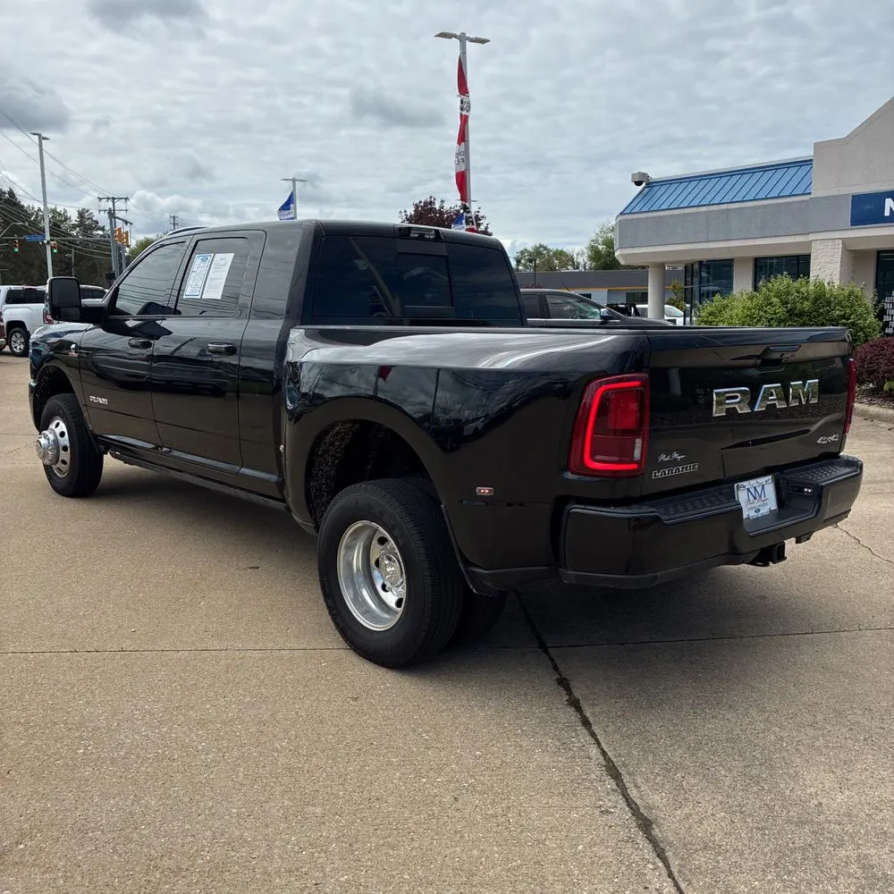 2026 Ram 3500 Laramie Mega Cab 4x4 6'4" Box