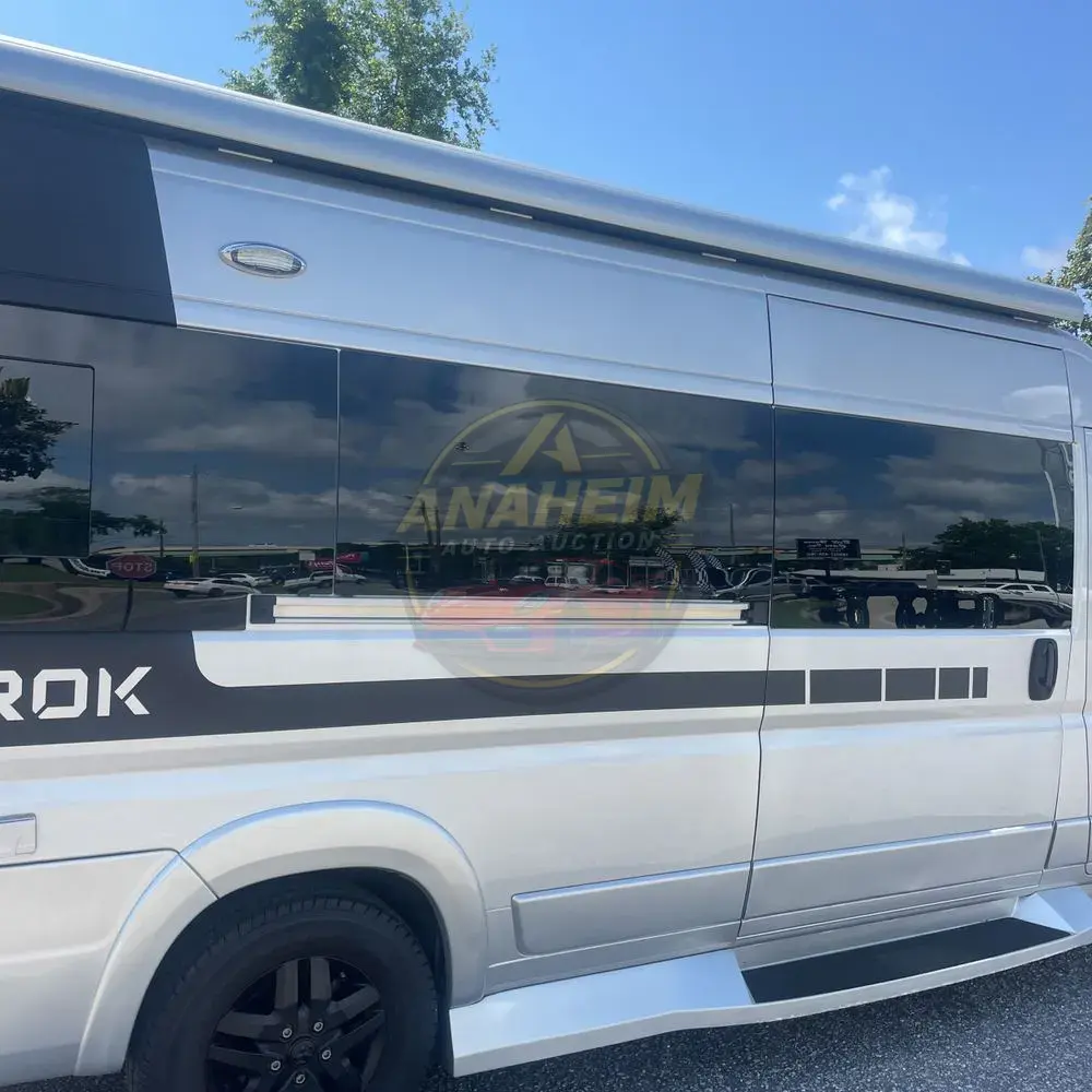 2022 Fleetwood IROK Camper Van 159 WB