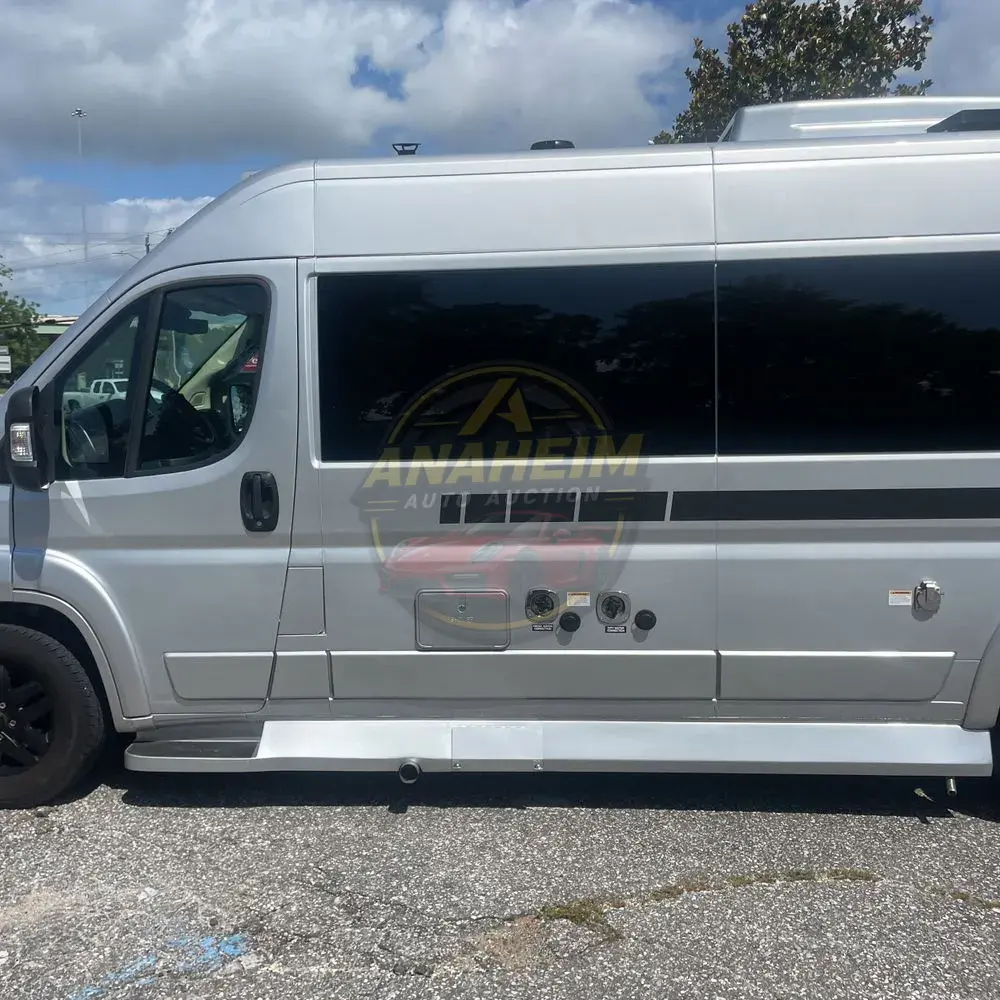 2022 Fleetwood IROK Camper Van 159 WB