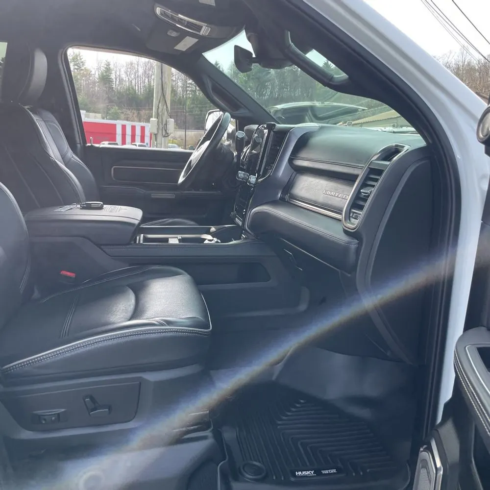 2019 Ram 3500 Chassis Tradesman/SLT/Laramie/Limited