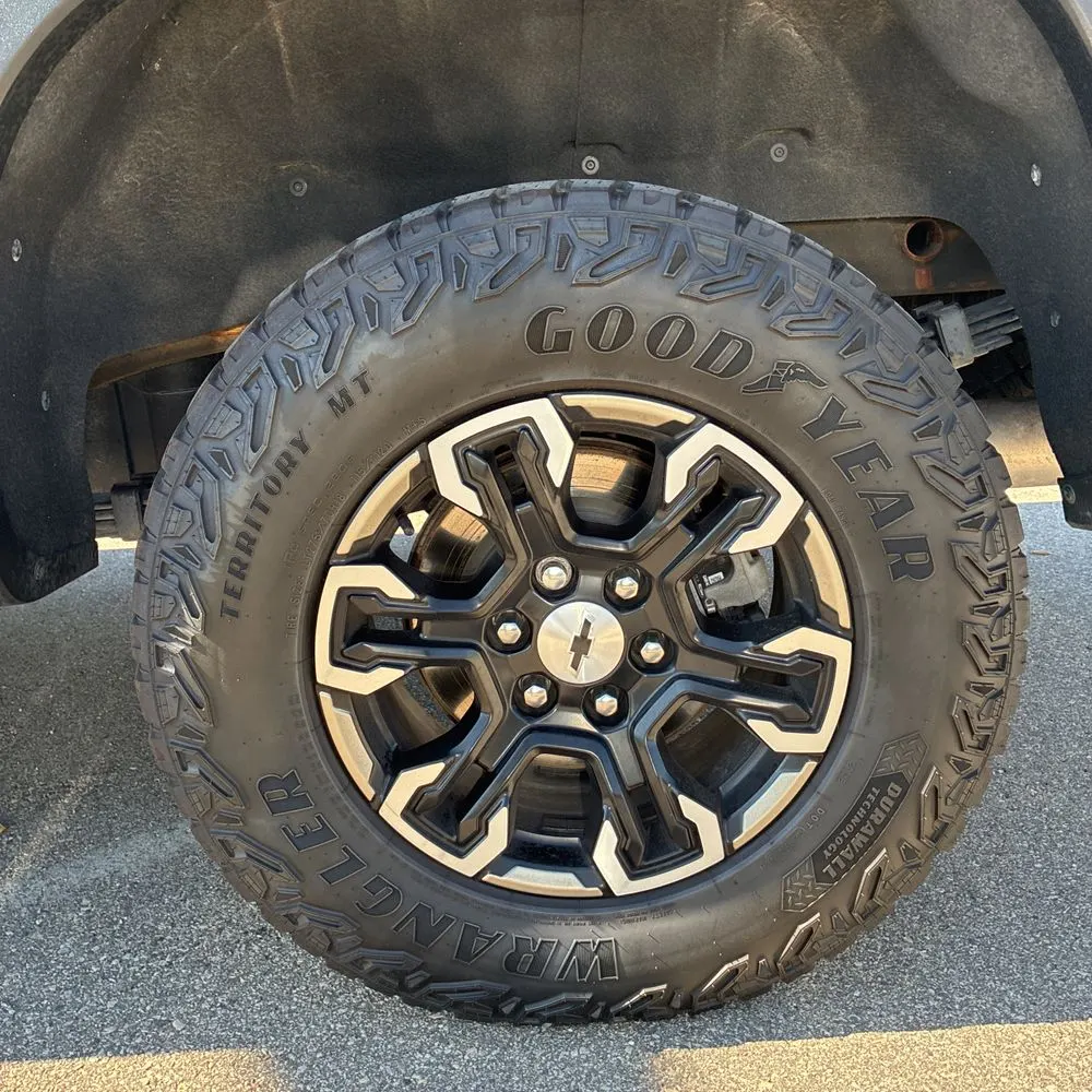 2023 Chevrolet Silverado 1500 ZR2