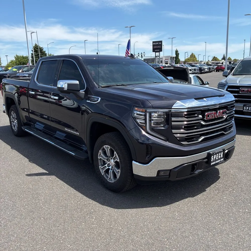 2022 GMC Sierra 1500 SLT