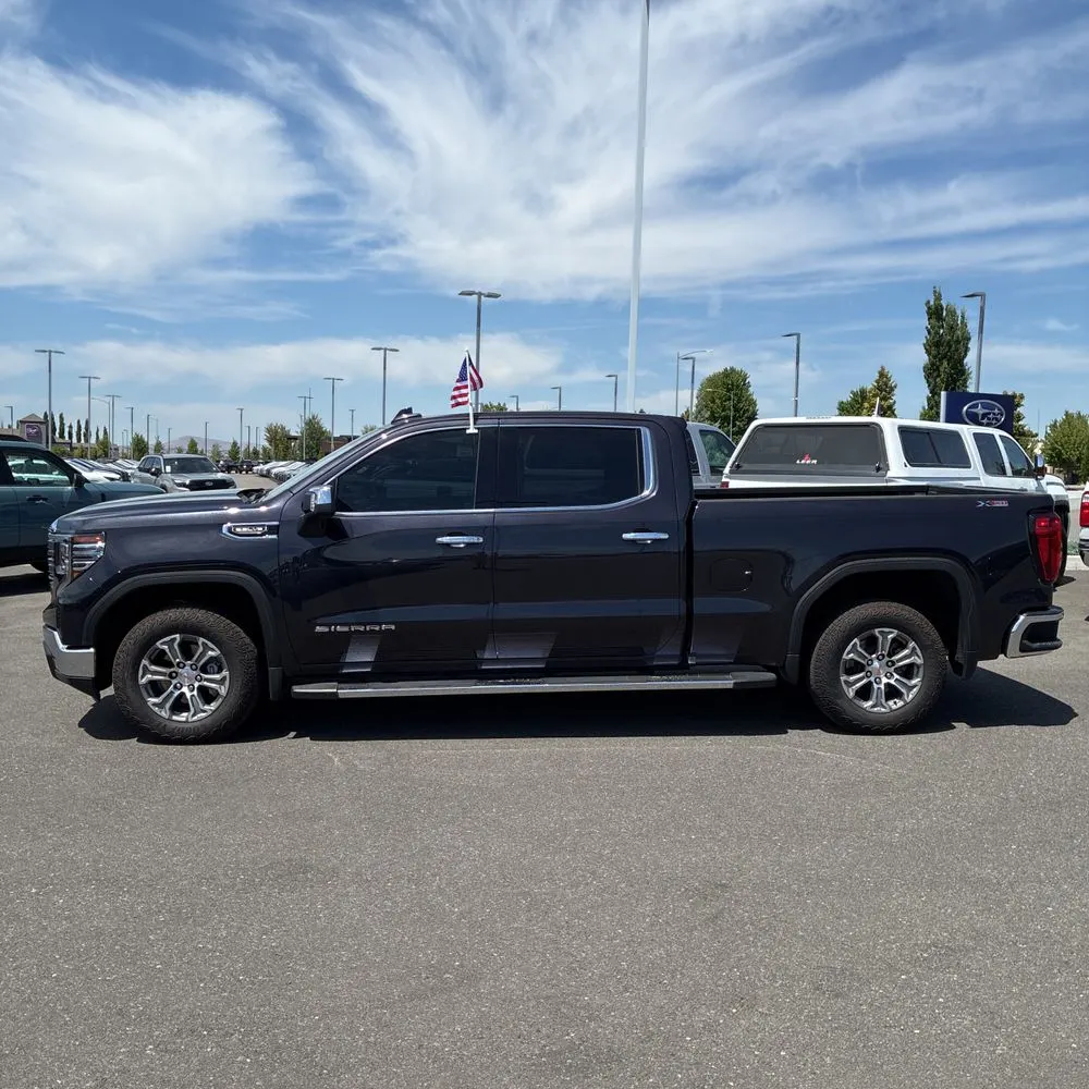 2022 GMC Sierra 1500 SLT