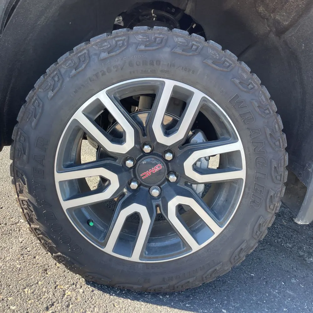 2025 GMC Sierra 1500 AT4