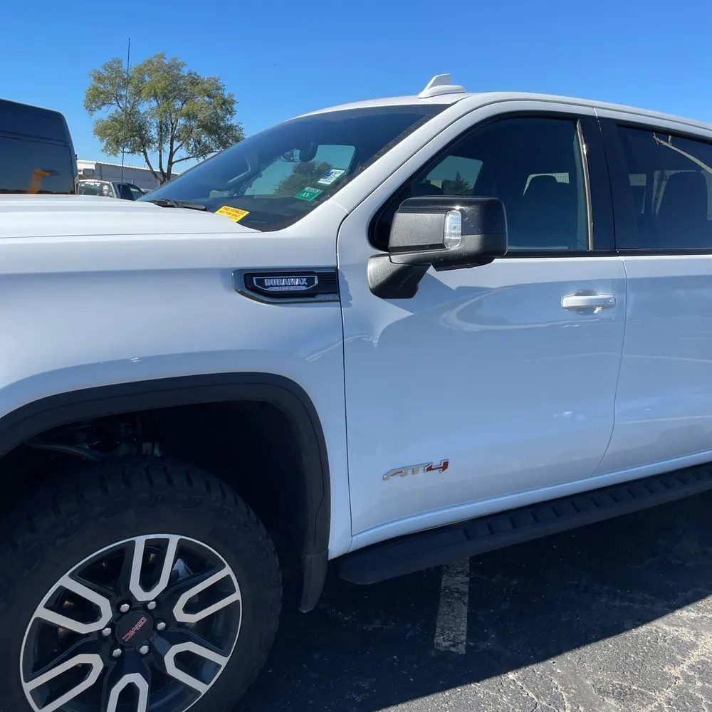 2025 GMC Sierra 1500 AT4