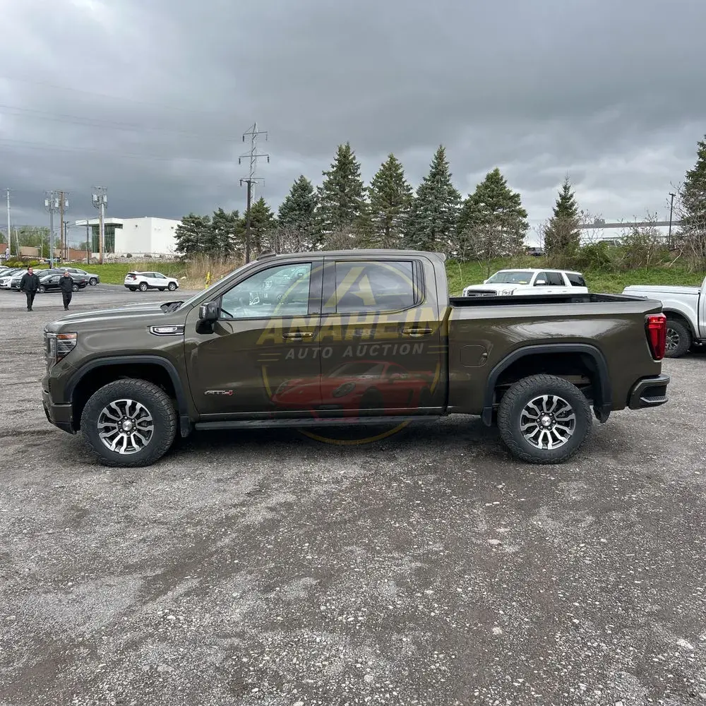 2023 GMC Sierra 1500 AT4