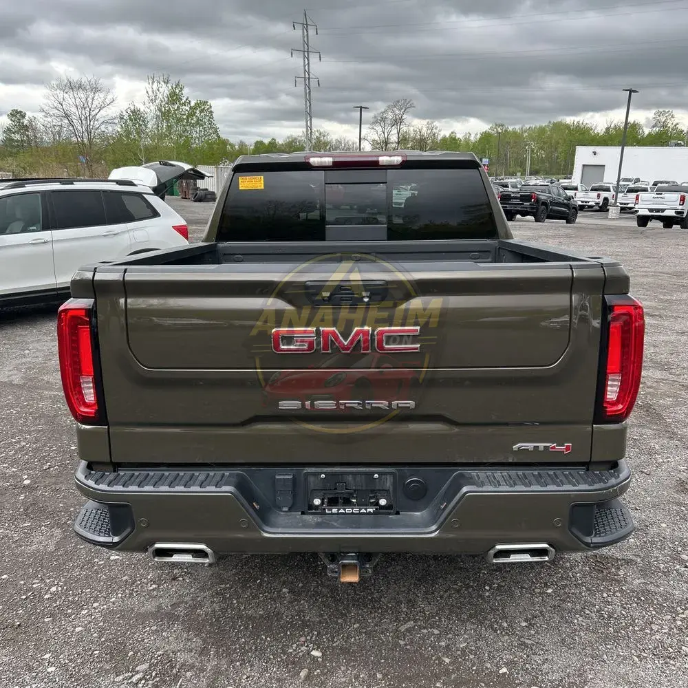 2023 GMC Sierra 1500 AT4