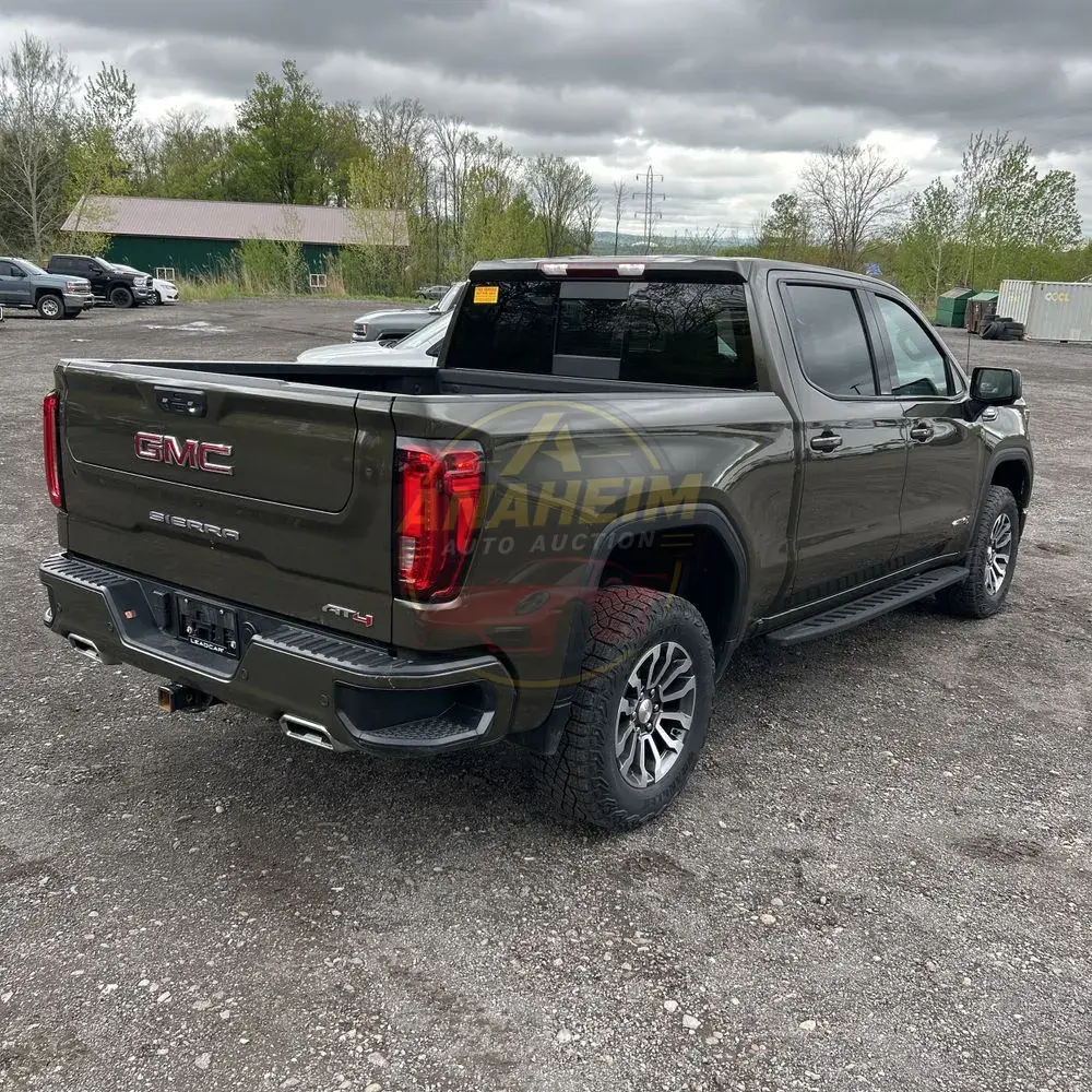 2023 GMC Sierra 1500 AT4