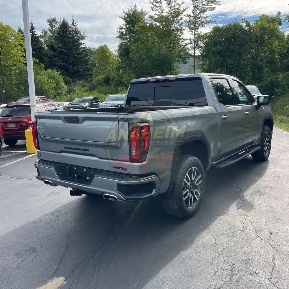 2024 GMC Sierra 1500 AT4
