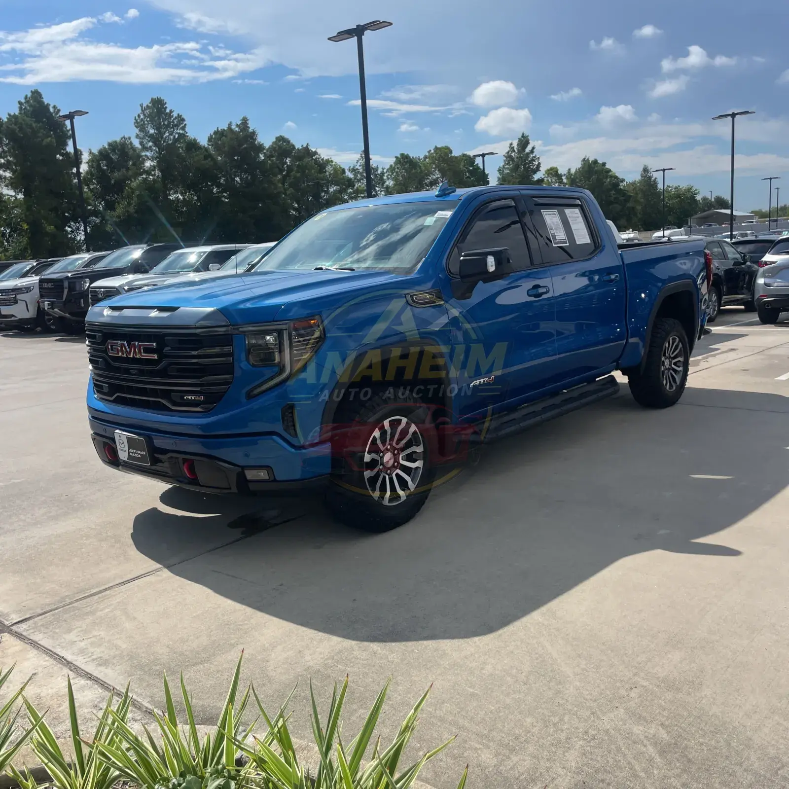 2023 GMC Sierra 1500 AT4