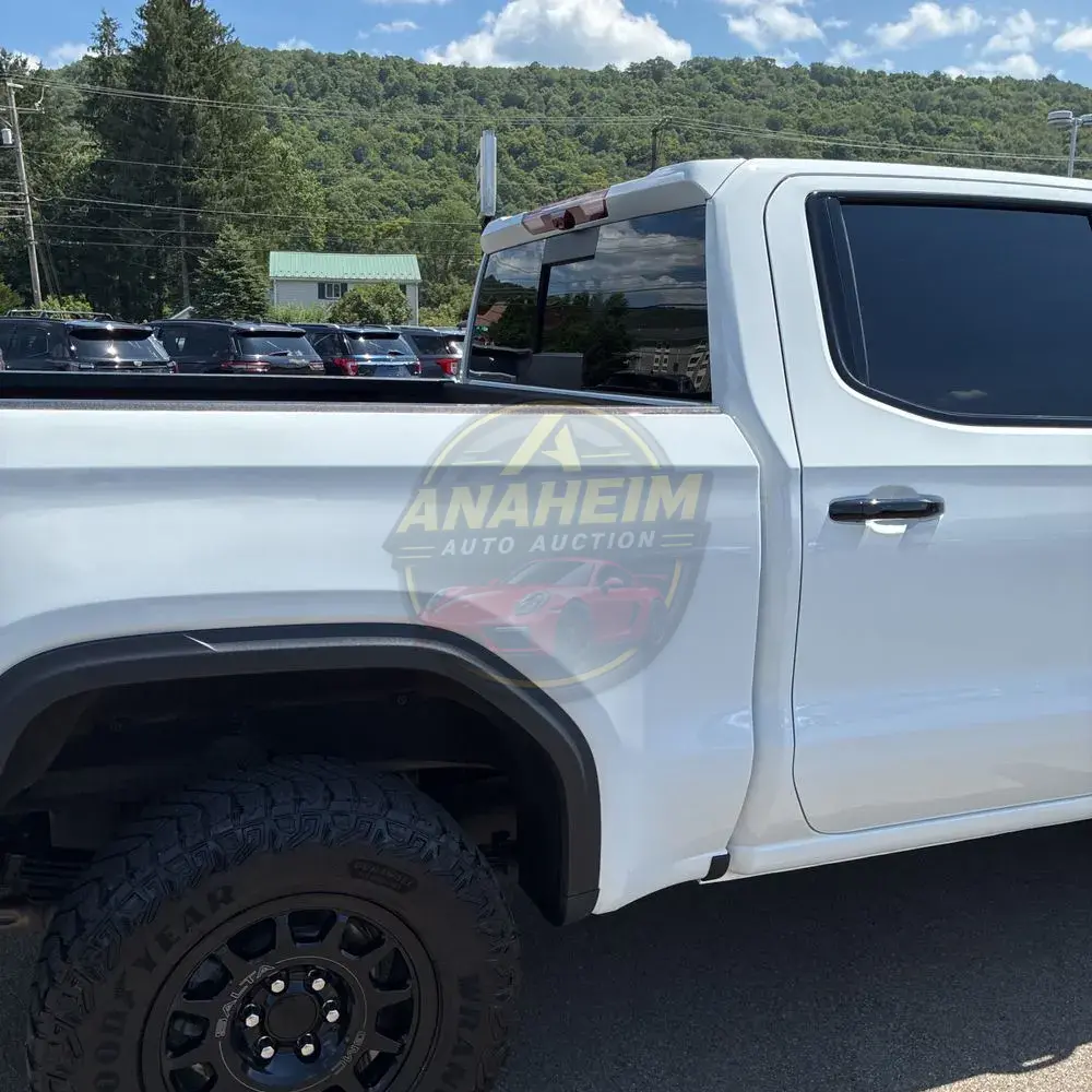 2024 GMC Sierra 1500 AT4X