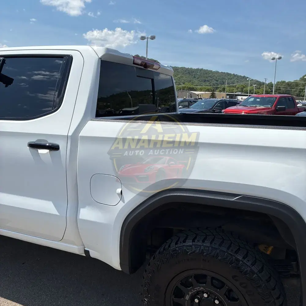 2024 GMC Sierra 1500 AT4X