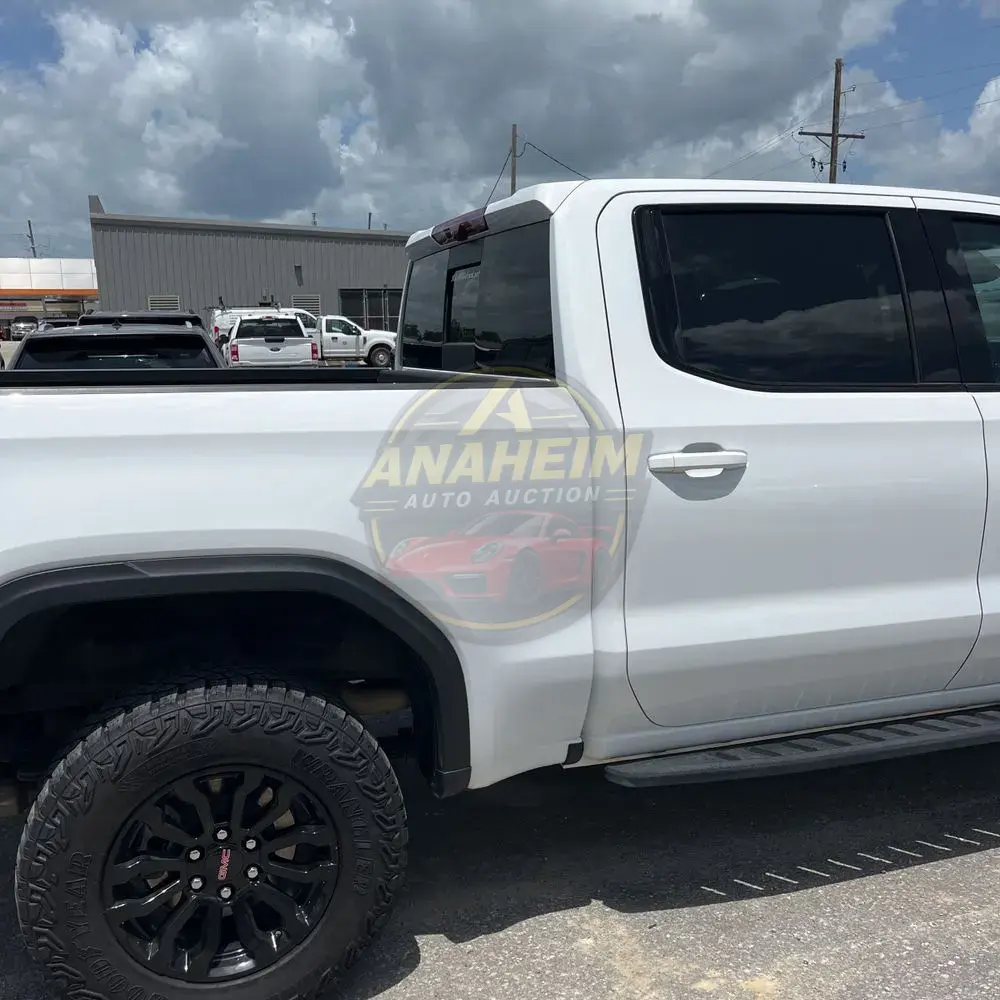 2023 GMC Sierra 1500 AT4X