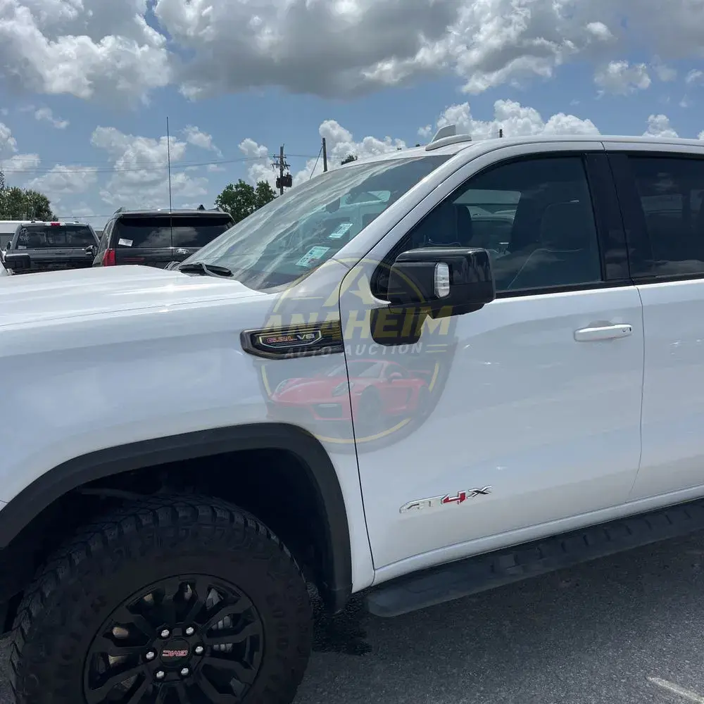 2023 GMC Sierra 1500 AT4X