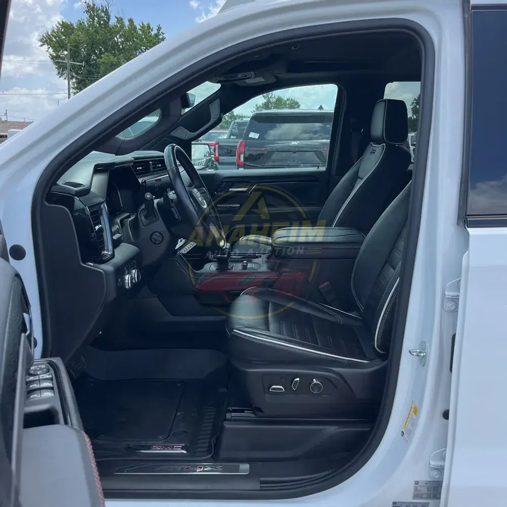 2023 GMC Sierra 1500 AT4X