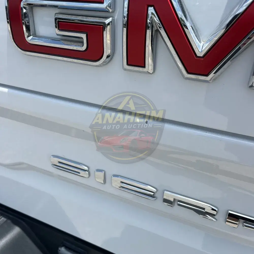 2023 GMC Sierra 1500 AT4X